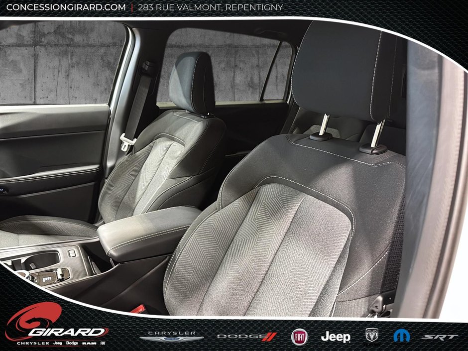 Jeep Cherokee LAREDO 2026-14