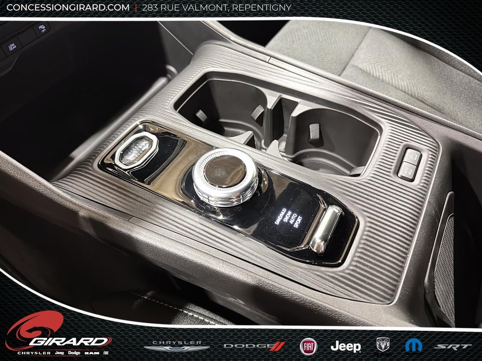 Jeep Cherokee LAREDO 2026-15