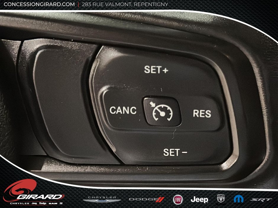 2022 Jeep Gladiator Willys-18