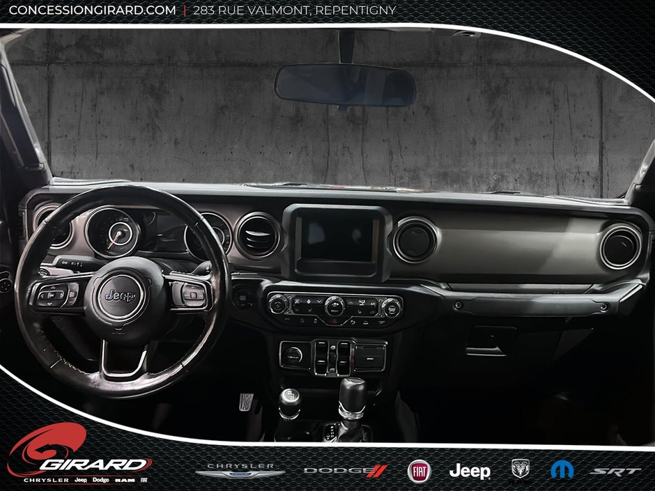 2022 Jeep Gladiator Willys-13