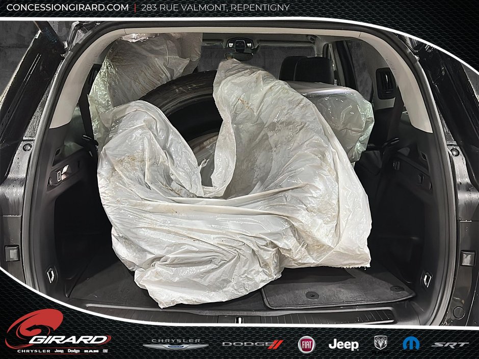 Jeep Grand Cherokee L Limited 2023-8