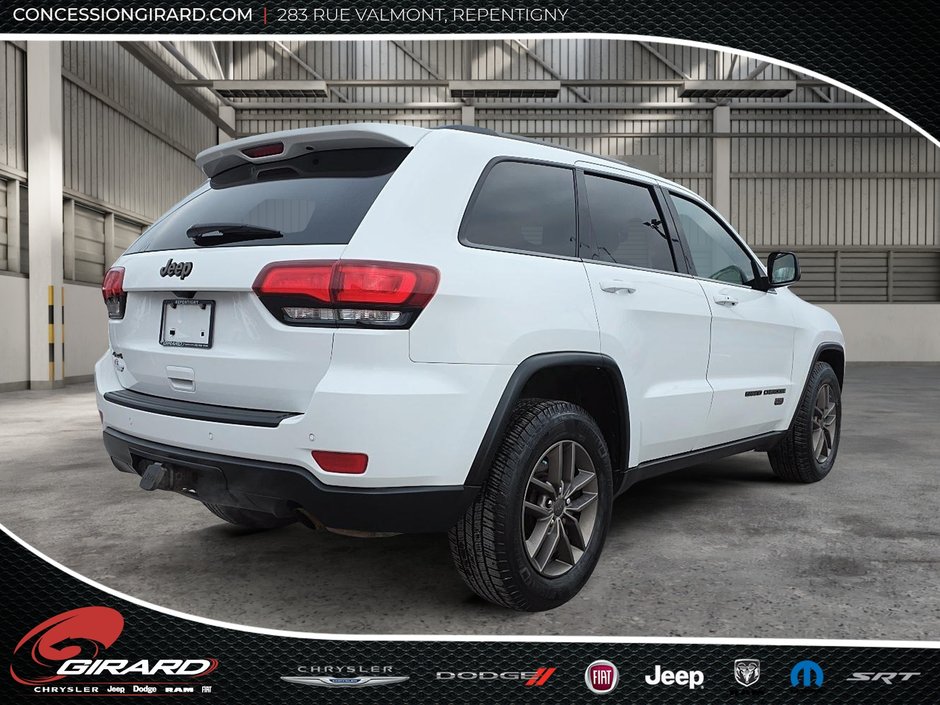 Jeep Grand Cherokee Laredo 75th Anniversary 2017-5