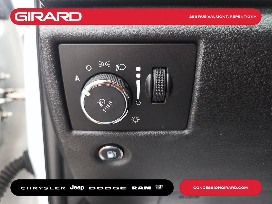 Jeep Grand Cherokee Laredo 75th Anniversary 2017 75e ANNIV, 8 PNEUS/8 ROUES, ENS. REMORQUAGE, 6200LBS