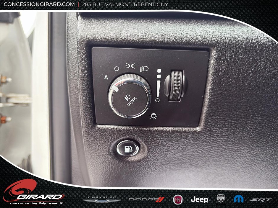 Jeep Grand Cherokee Altitude 2021-17