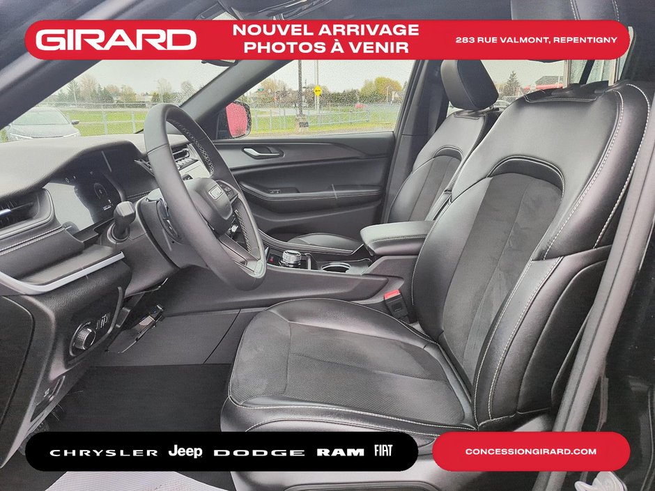 Jeep Grand Cherokee Altitude 2024 **BAS MILLAGE**1 PROP.**JAMAIS ACCIDENTÉ**TOIT OUVRANT**