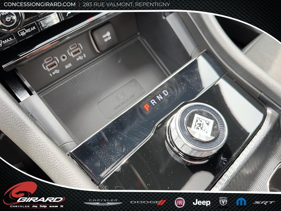 2025 Jeep Grand Cherokee LAREDO ALTITUDE-15