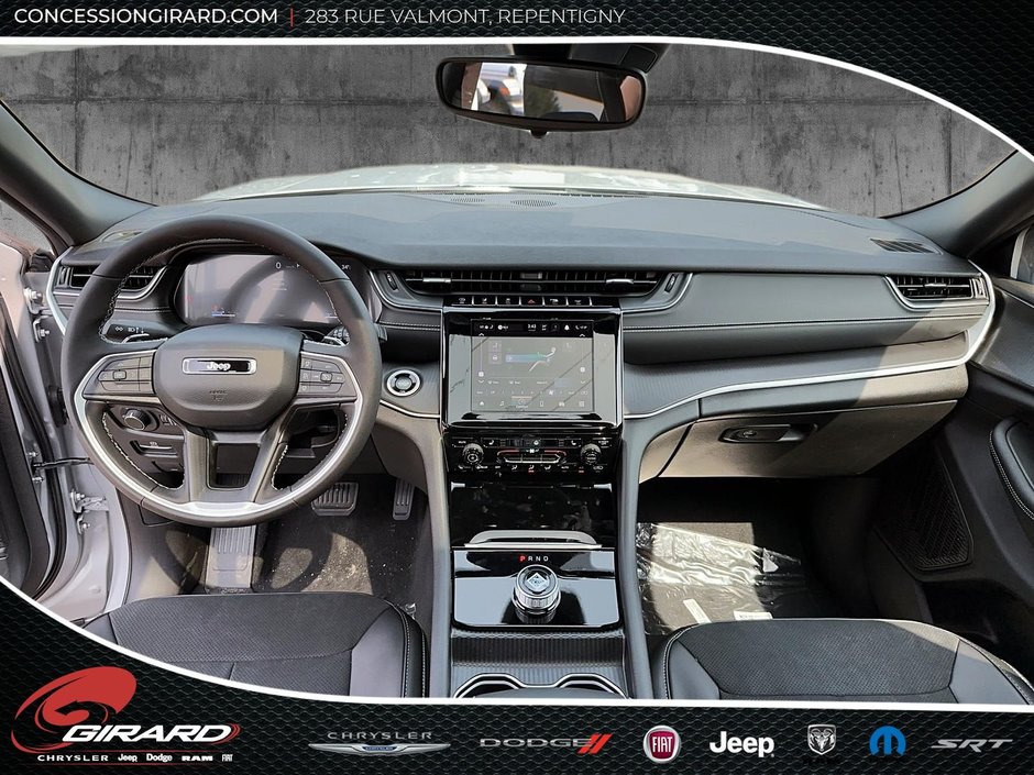 2025 Jeep Grand Cherokee LAREDO ALTITUDE-13