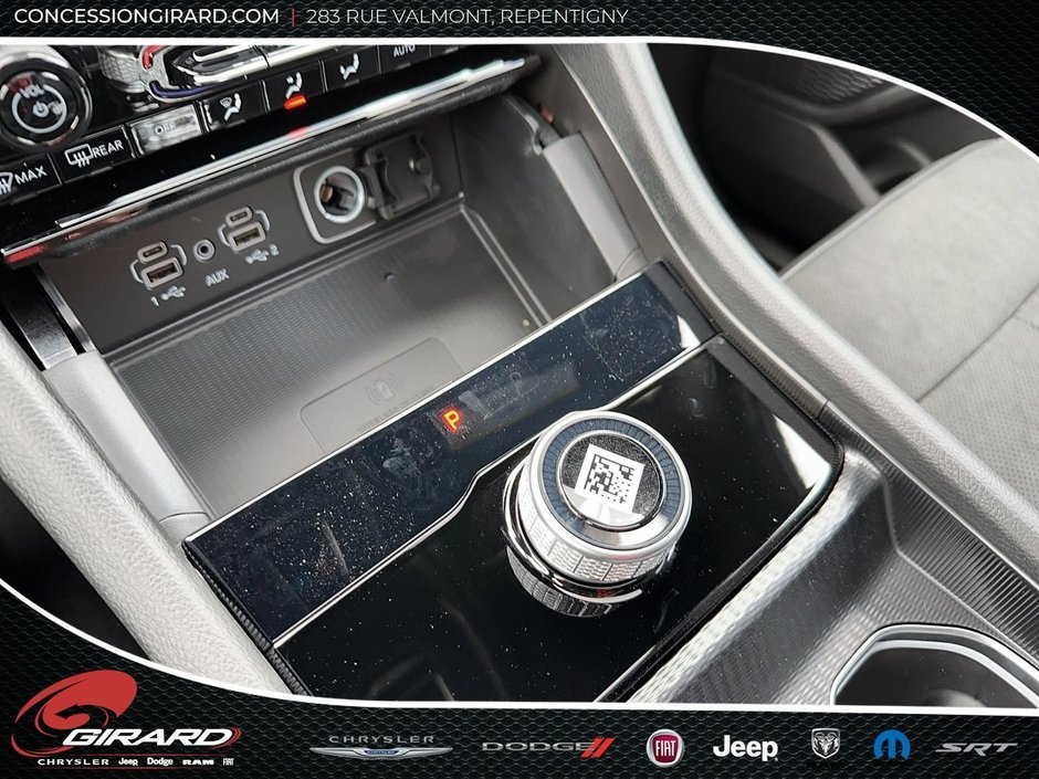 2025 Jeep Grand Cherokee LAREDO ALTITUDE-15