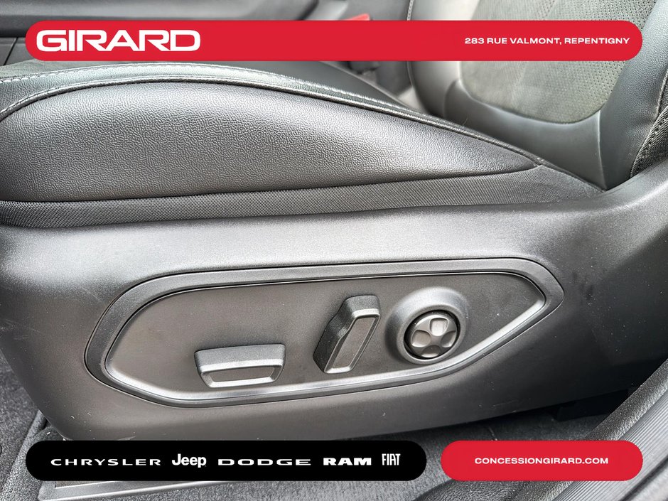 2025 Jeep Grand Cherokee LAREDO ALTITUDE