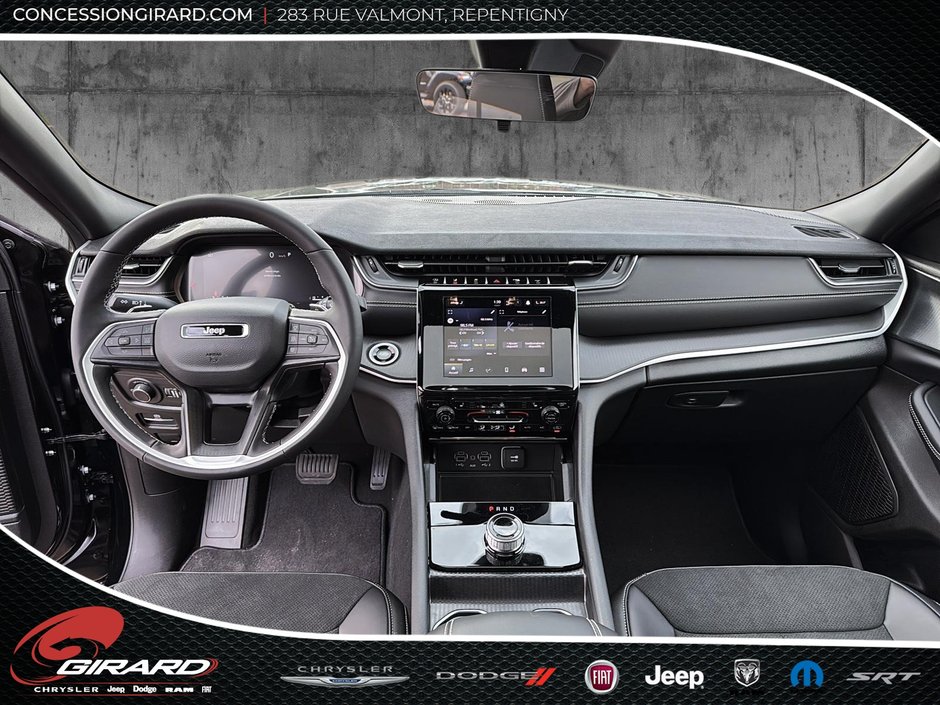 Jeep Grand Cherokee LAREDO ALTITUDE 2025-12