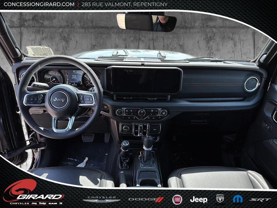 2025 Jeep WRANGLER 4-Door SAHARA-12