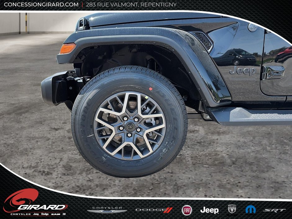 2025 Jeep WRANGLER 4-Door SAHARA-8