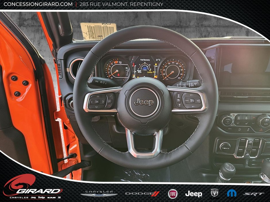 Jeep WRANGLER 4-Door SAHARA 2025-13