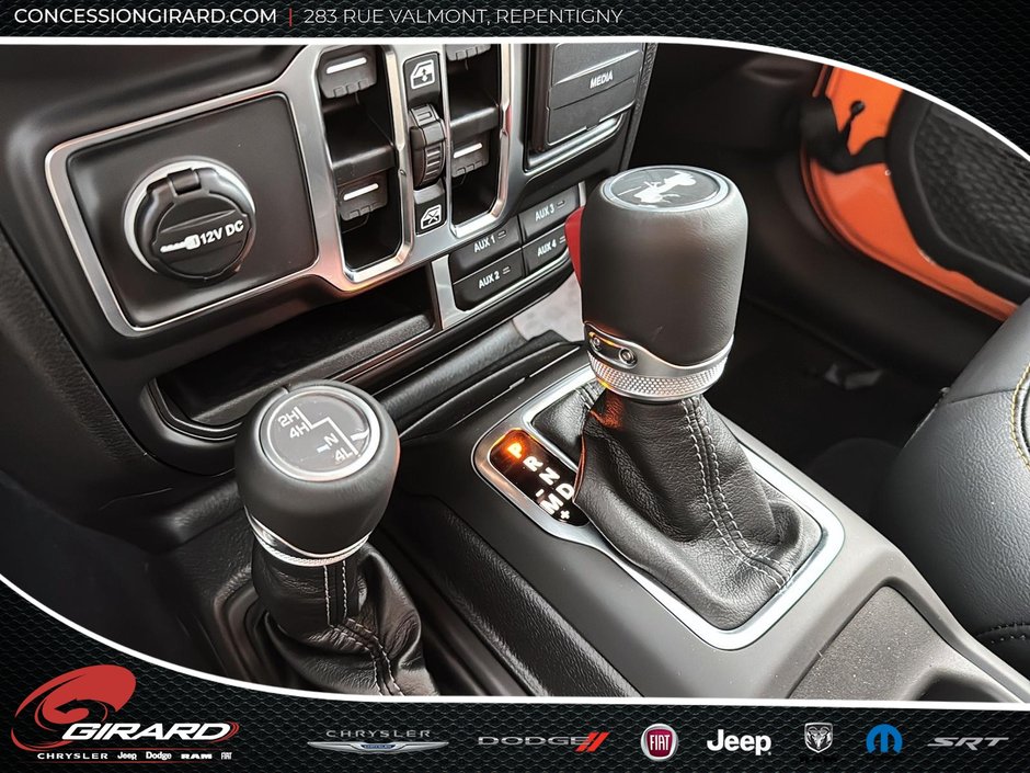 Jeep WRANGLER 4-Door SAHARA 2025-14
