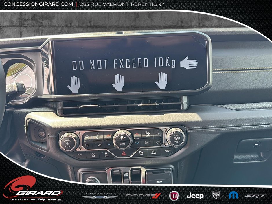 Jeep WRANGLER 4-Door SAHARA 2025-14