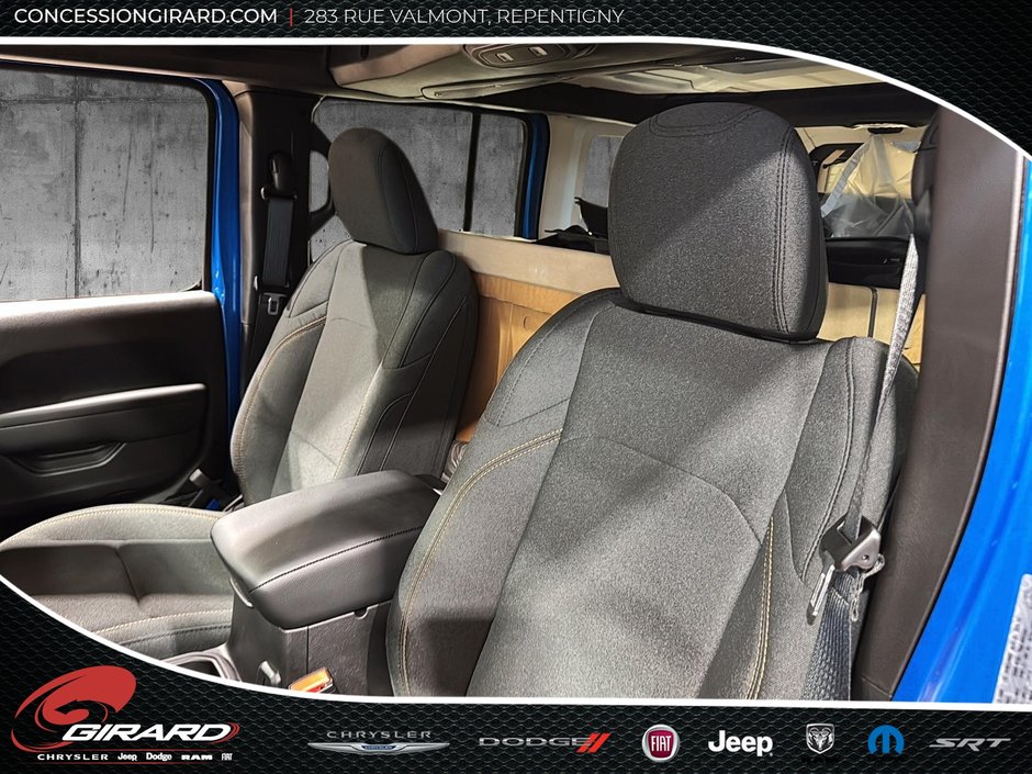 Jeep Wrangler 4-Door WILLYS 2025-9