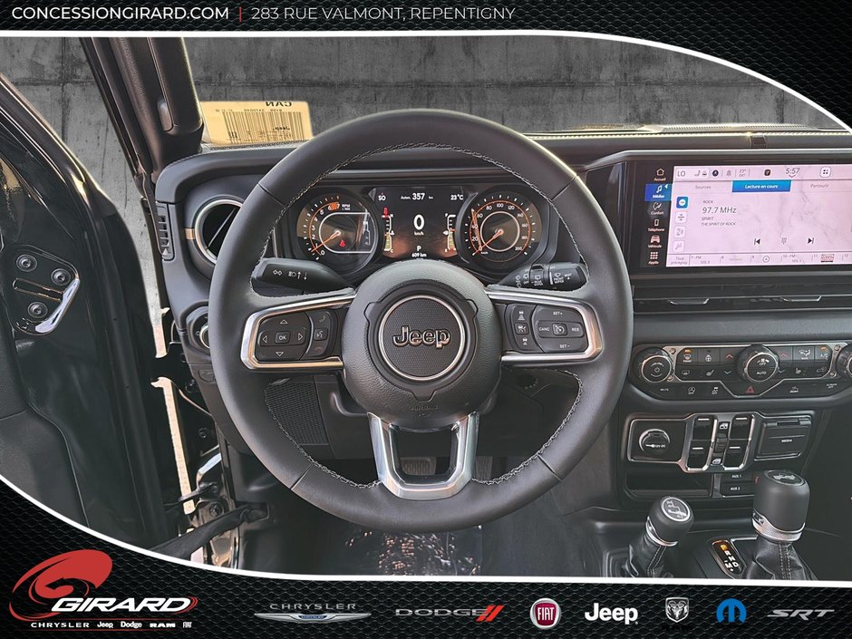 Jeep Wrangler 4-Door SAHARA 2025-12