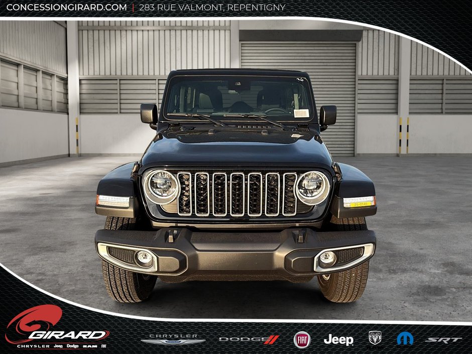 Jeep Wrangler 4-Door SAHARA 2025-1