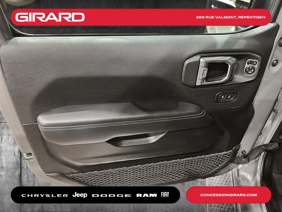 Jeep Wrangler 4xe Unlimited Sahara 2022 **TOIT SKY**GROUPE TECHNO**AUDIO ALPINE**CUIR MCKINLEY**