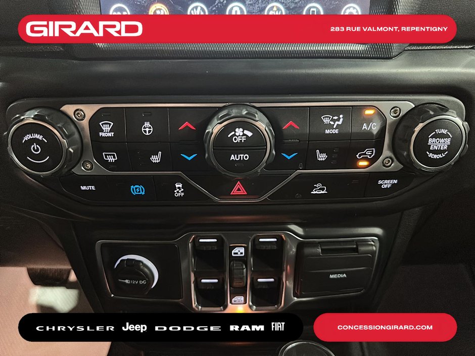 Jeep Wrangler 4xe Unlimited Sahara 2022 **TOIT SKY**GROUPE TECHNO**AUDIO ALPINE**CUIR MCKINLEY**