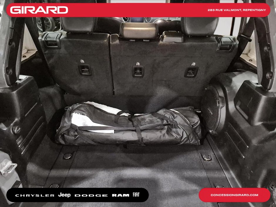 Jeep Wrangler 4xe Unlimited Sahara 2022 **JAMAIS ACCIDENTÉ**1 PROPRIÉTAIRE**AUDIO ALPINE**CUIR MCKINLEY**
