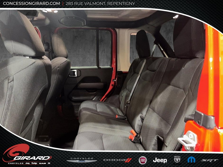 Jeep Wrangler Unlimited Sahara 2022-12