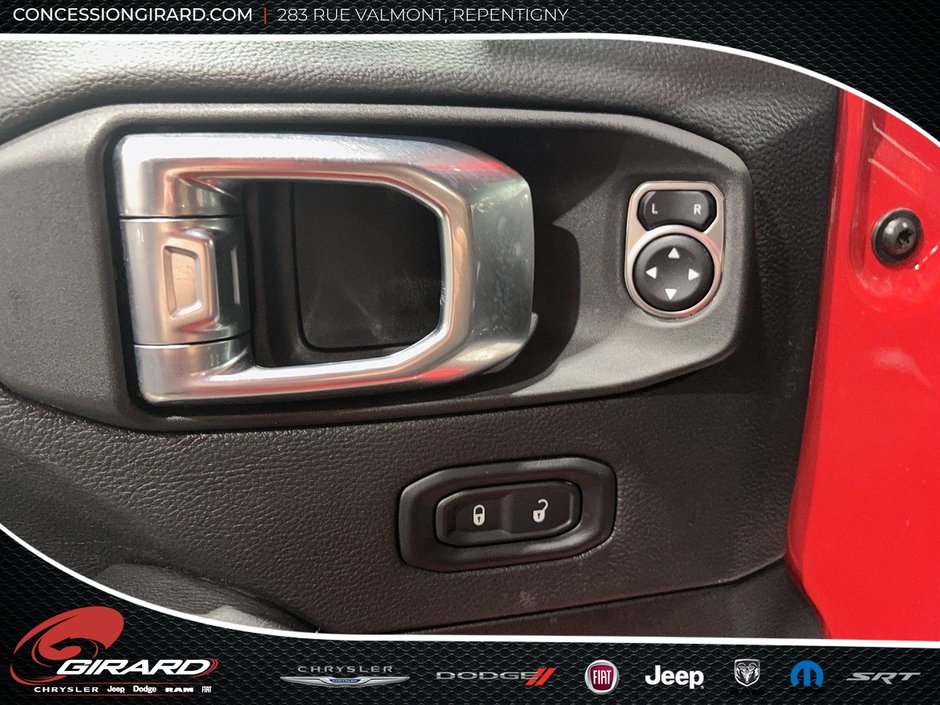 Jeep Wrangler Unlimited Sahara 2022-14