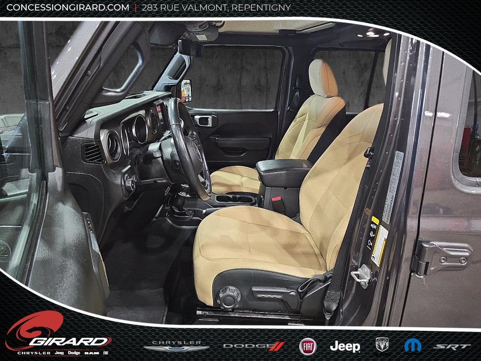Jeep Wrangler Unlimited Sport 2022-11