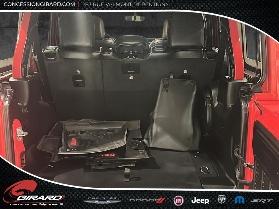 Jeep Wrangler Unlimited Sahara Altitude 2022-8
