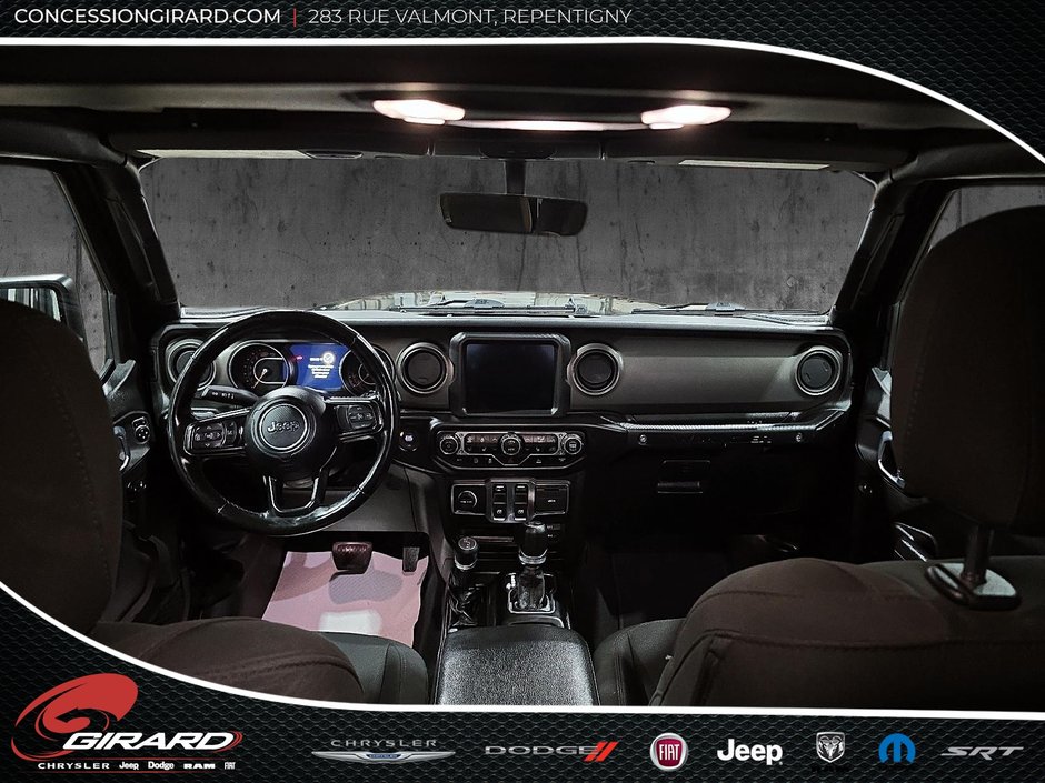 Jeep Wrangler Willys 2022-13