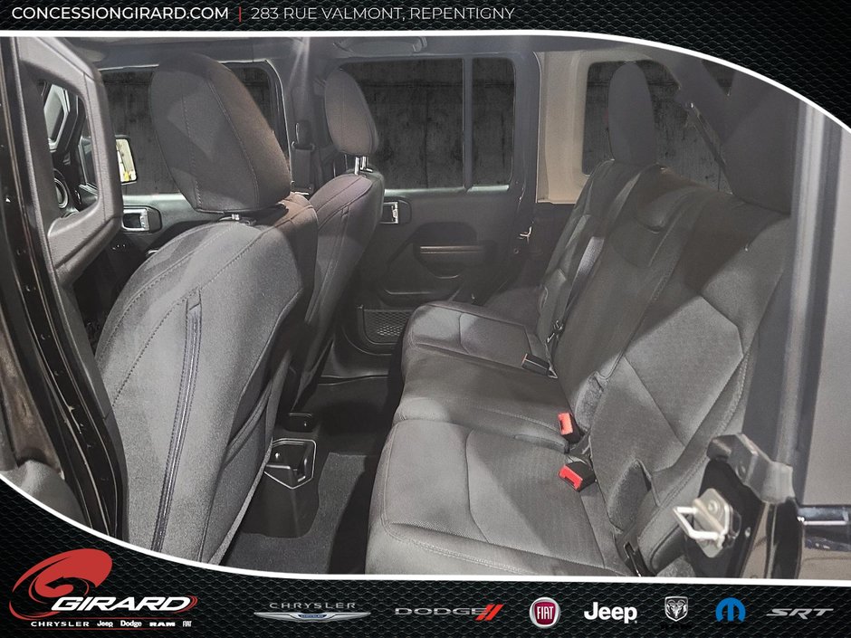 2023 Jeep Wrangler Willys-12