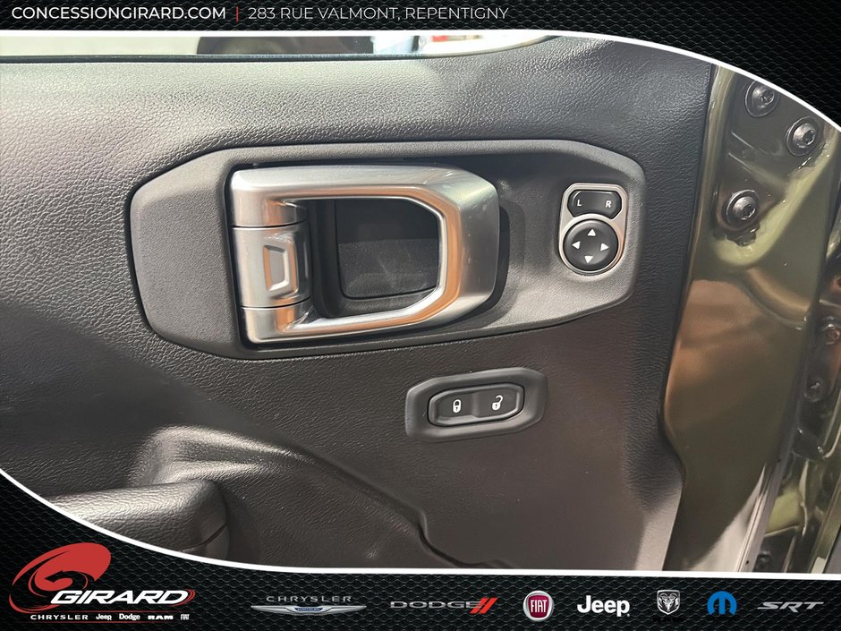 Jeep Wrangler Willys 2023-13