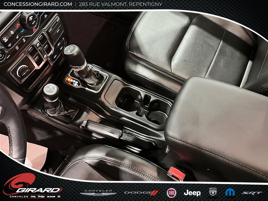 Jeep Wrangler Sahara Altitude 2023-20