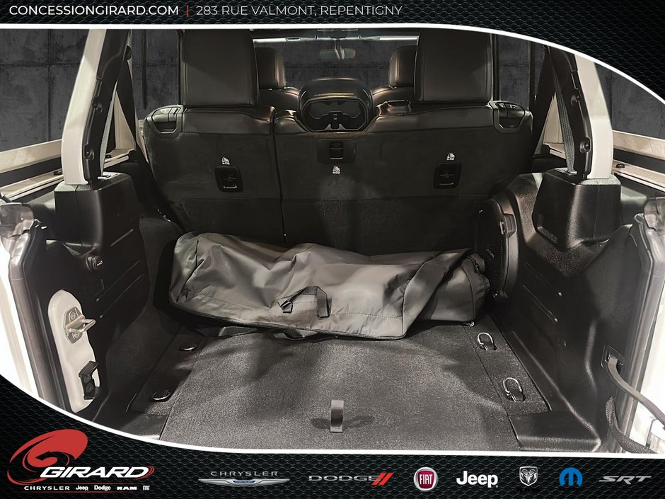 Jeep Wrangler Sahara Altitude 2023-9