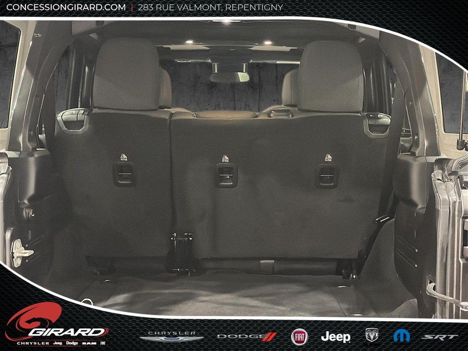 Jeep Wrangler Sahara 2024-8