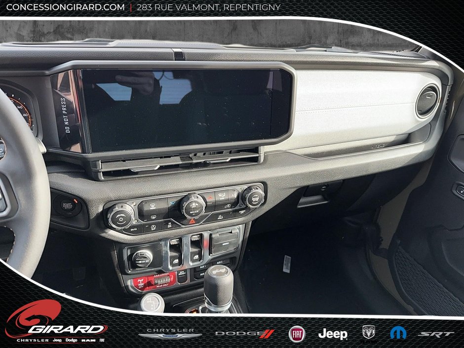 2025 Jeep Wrangler WILLYS-11