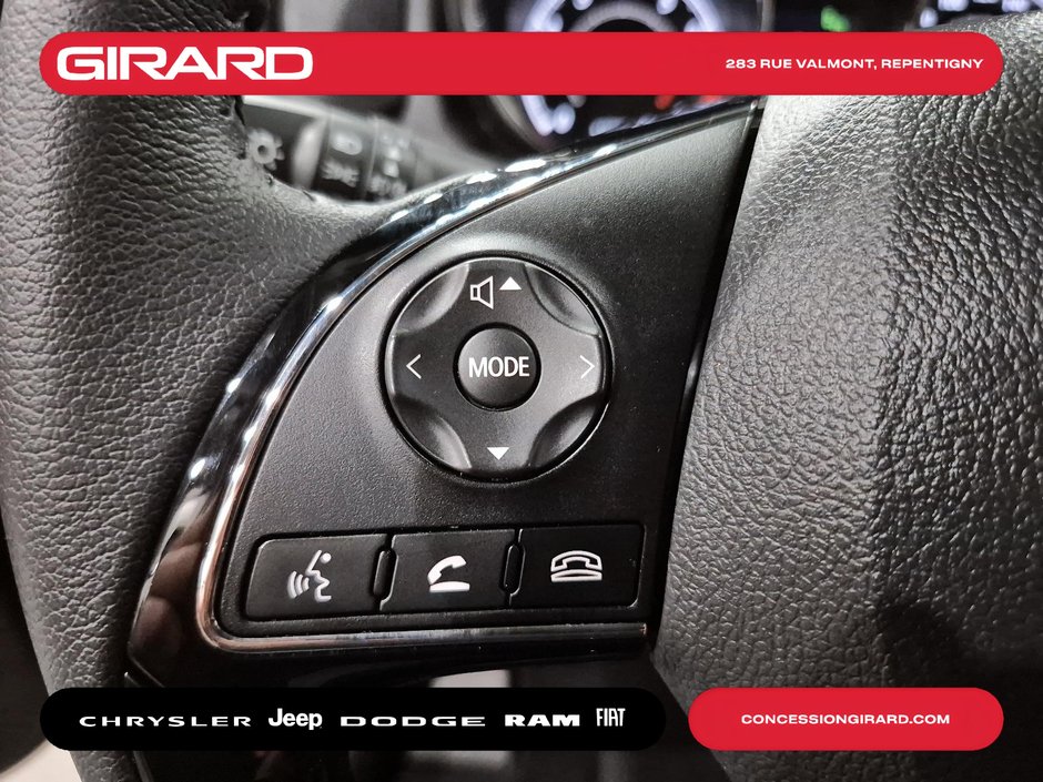 2025 Mitsubishi RVR SE