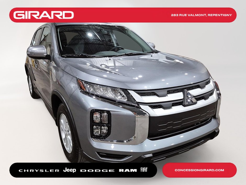 2025 Mitsubishi RVR SE