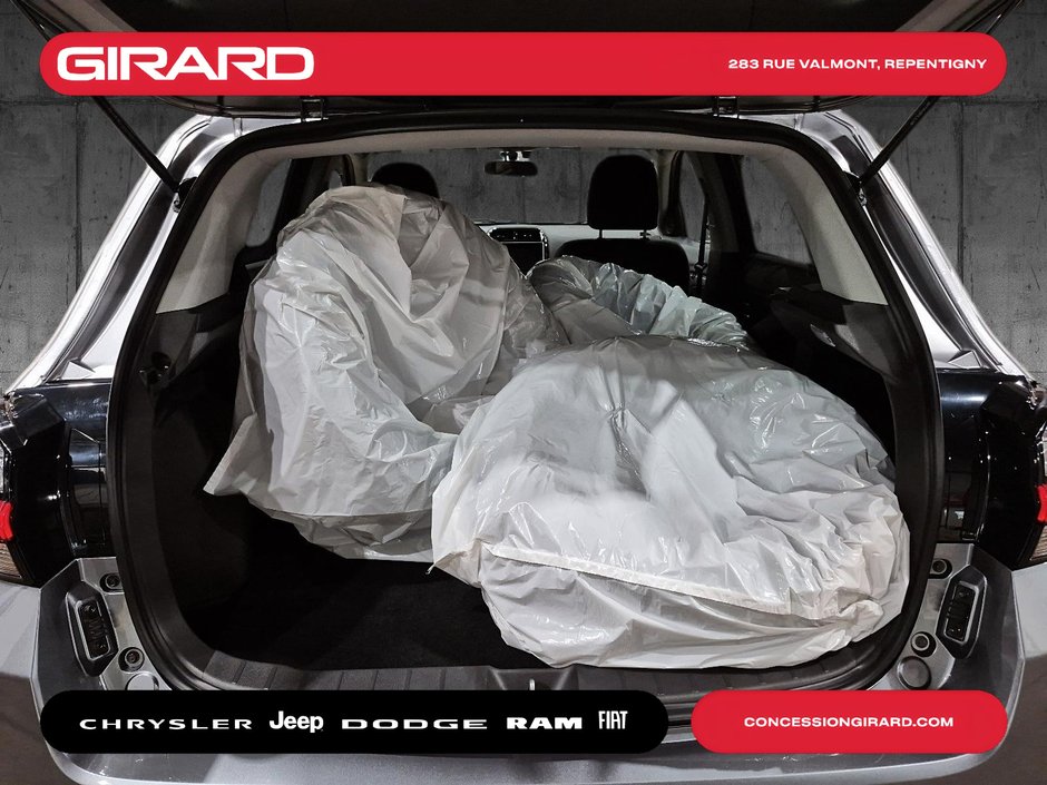 2025 Mitsubishi RVR SE