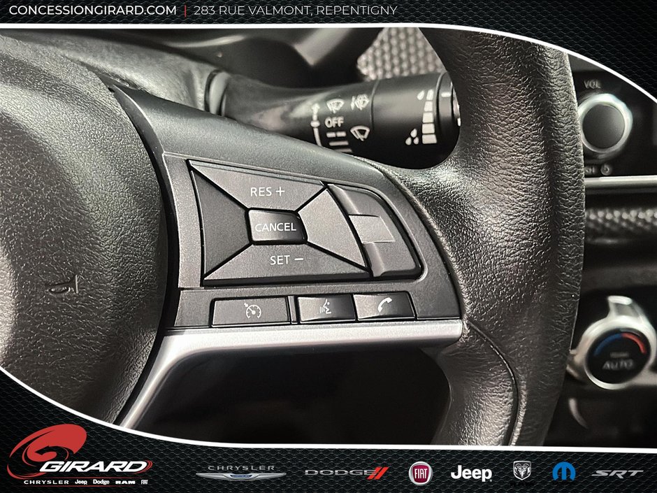 Nissan Kicks SV 2020-16