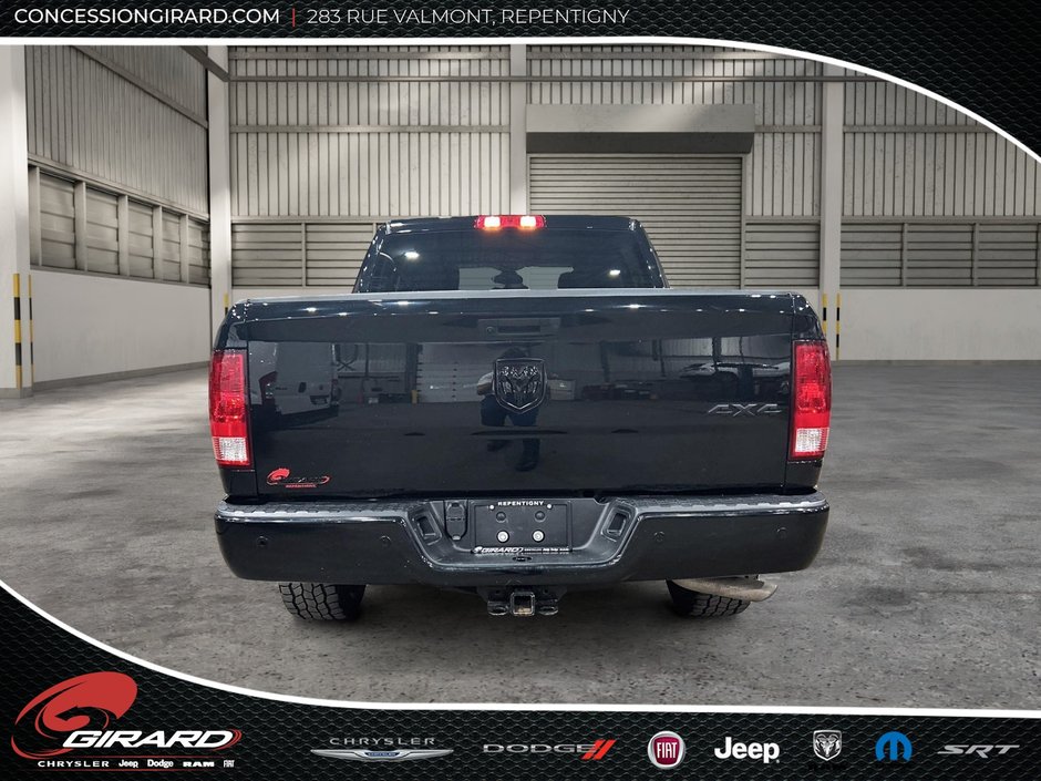 Ram 1500 Classic SLT 2022-6