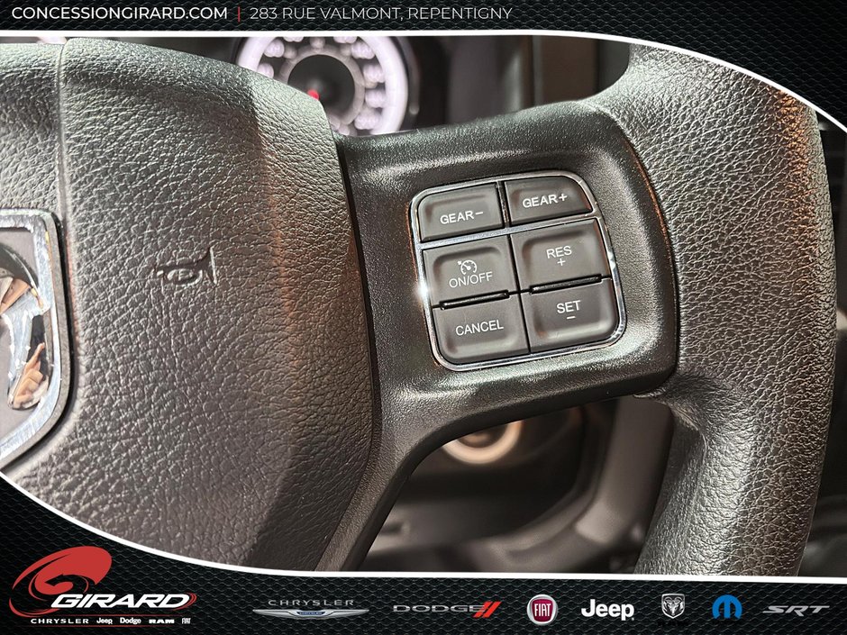 Ram 1500 Classic Express 2022-17