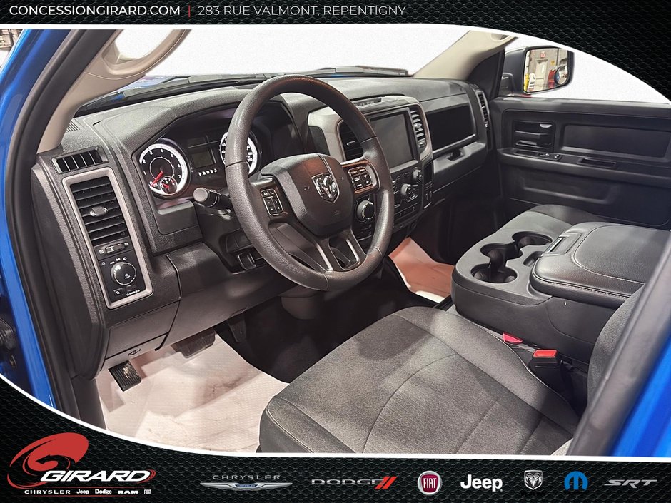 Ram 1500 Classic Express 2023-10