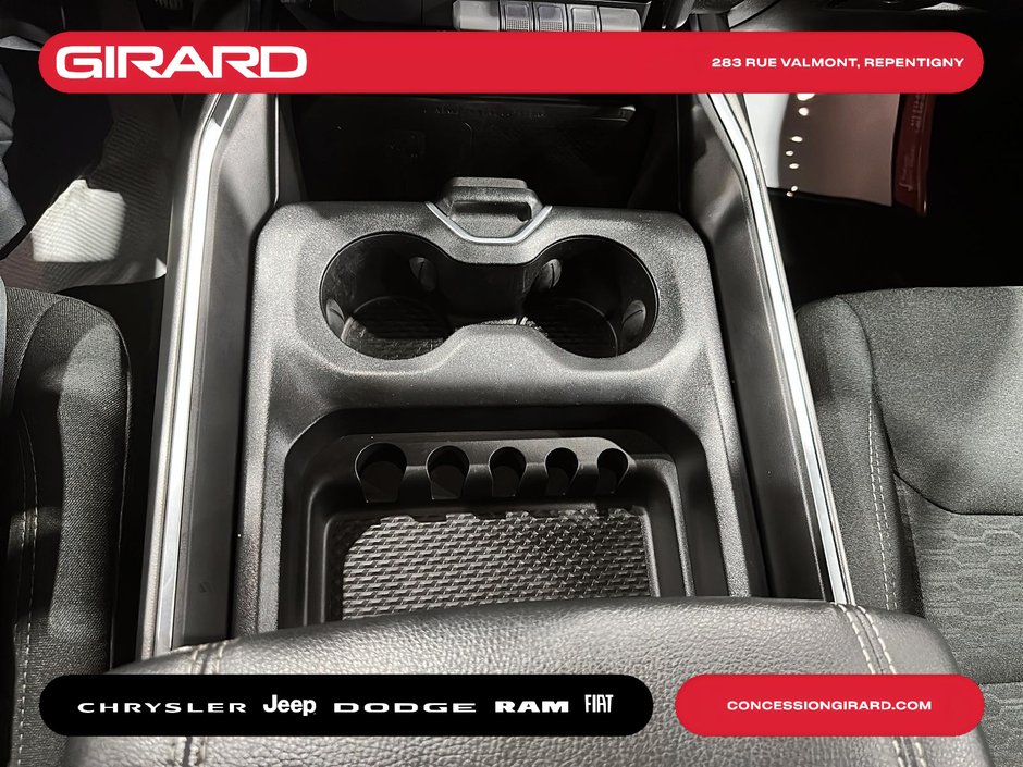 Ram 1500 Big Horn 2025 **NIVEAU 2**NIGHT EDITION**BAS MILLAGE** 1 PROP**
