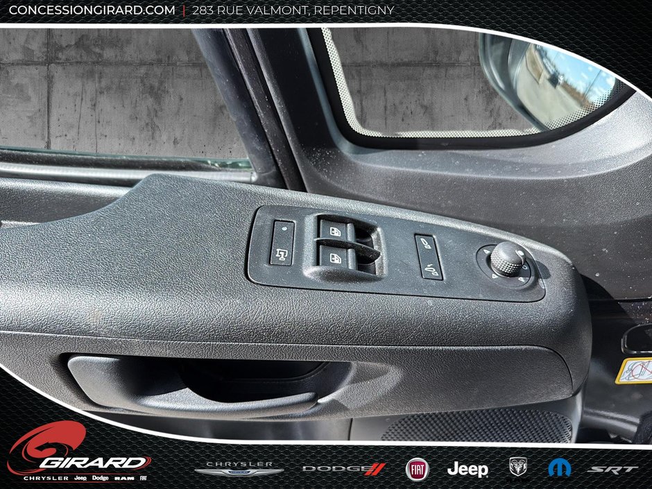 Ram PROMASTER CARGO VAN 3500 TRADESMAN W/ PASS SEAT 2025-13