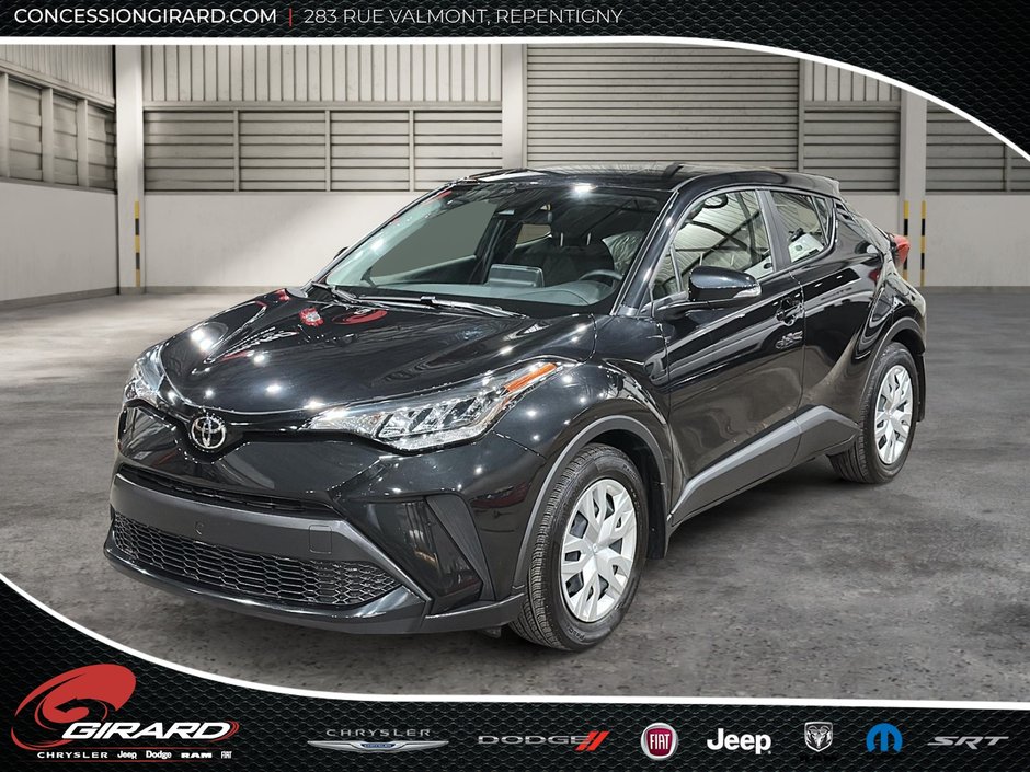 Toyota C-HR LE 2022-0