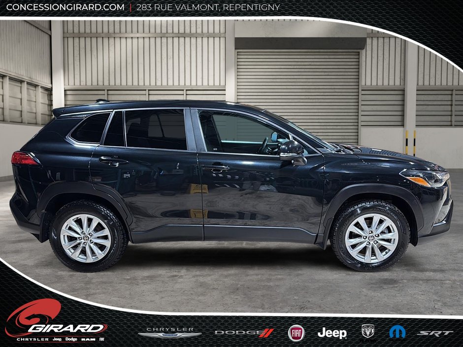 Toyota Corolla Cross LE 2023-3