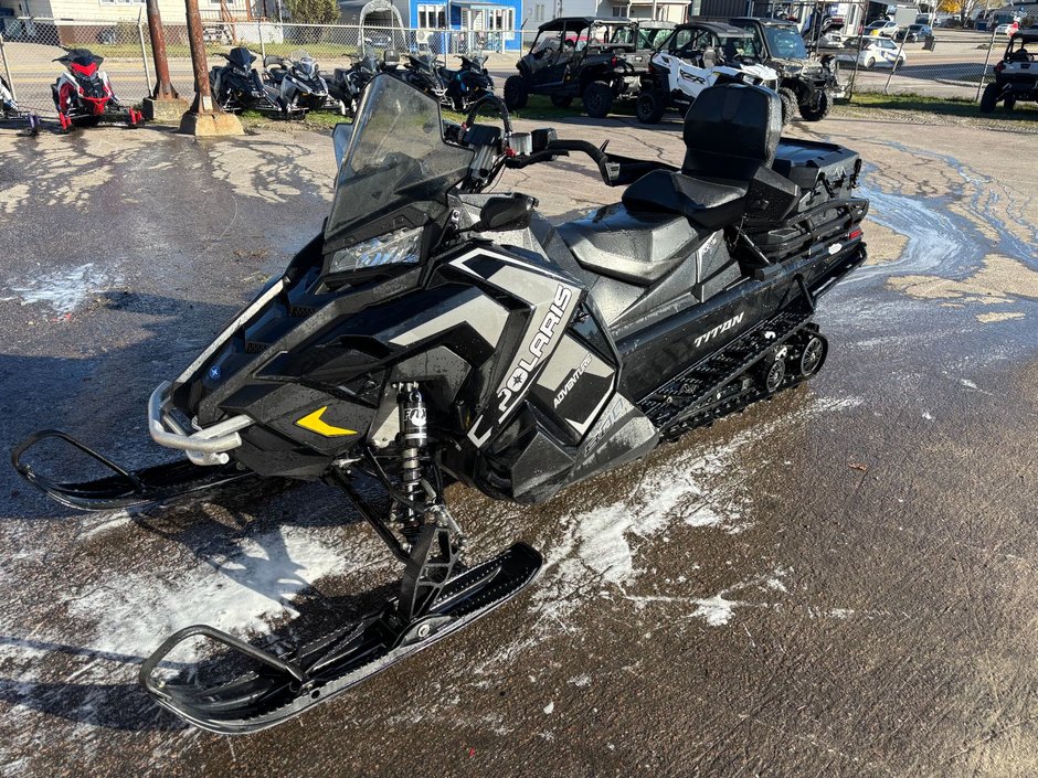 Polaris 800 TITAN ADVENTURE  2022