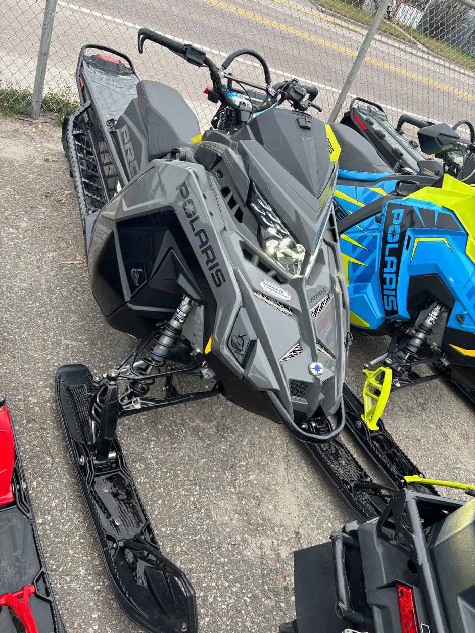 Polaris 850 PRO-RMK 155 slash 2024