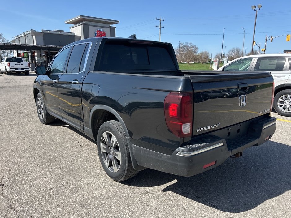 2018 Honda Ridgeline Touring-7